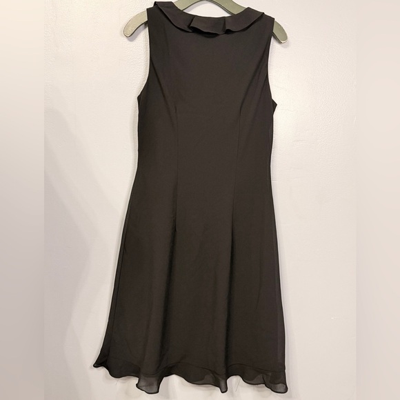 Elegant ruffle trim Black Dress with lining - Picture 3 of 5